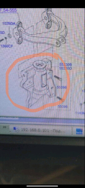 Опора заднього амортизатора Hyundai Sonata 4  2003 2.0 Бензин 