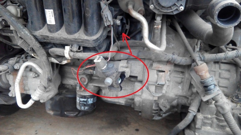 Датчик температуры кондиционера Mazda 2 хэтчбек 2008 г.  1.5 л бензин Киев