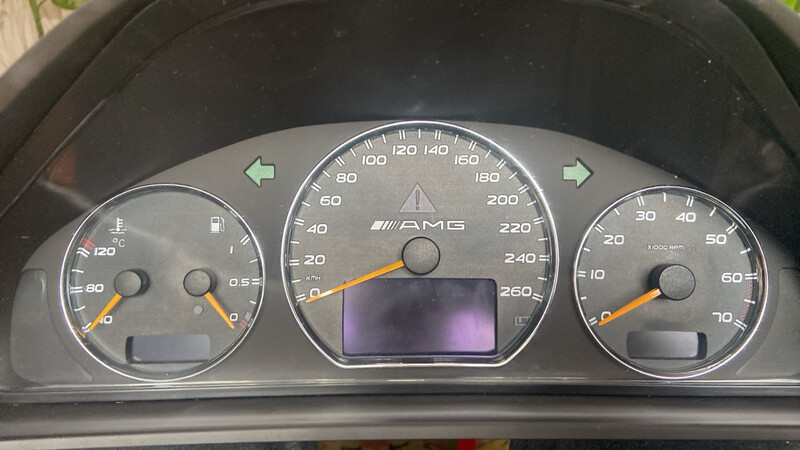 Панель приборов Mercedes E-Class 210 2001 г.  2.8 л бензин