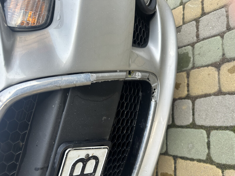 Хром на решітку радіатора Mitsubishi Lancer X  2013 1.6 Бензин Львов