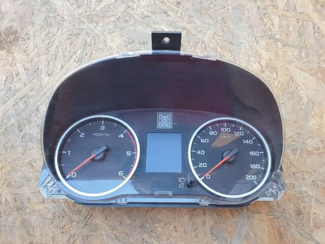 Приборка в кілометрах Mitsubishi L 200  2016 2.4 Дизель Вараш