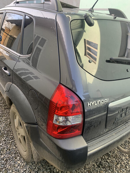 Капот в цвете Hyundai Tucson  2007 2.0 Дизель 
