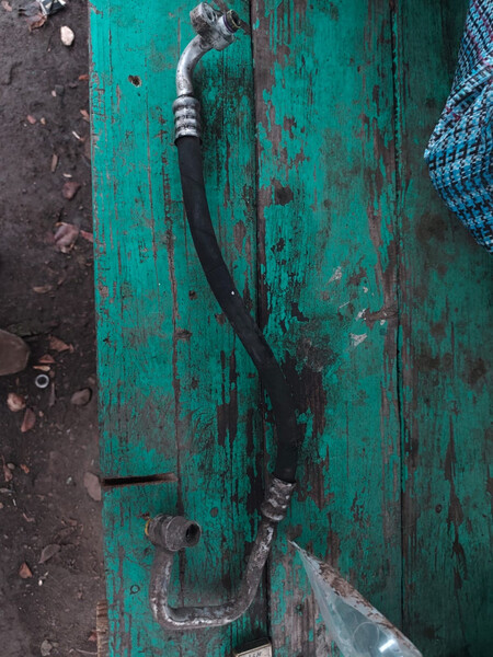 Трубка компрессора кондиционера Volkswagen Caravelle  2008 2.5 Дизель 