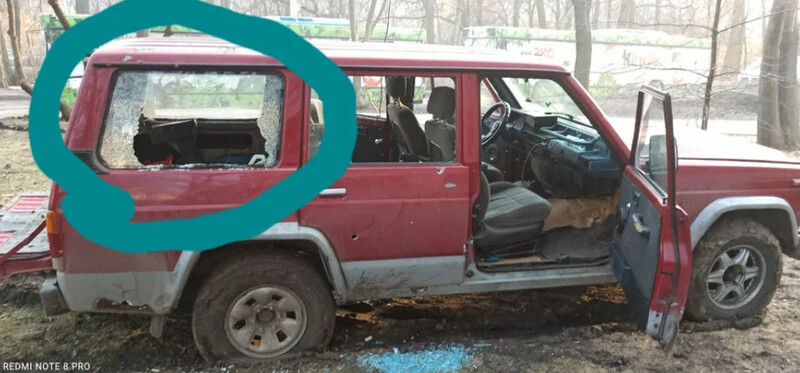 Стекло заднее кузова Nissan Patrol  1987 2.8 Дизель 