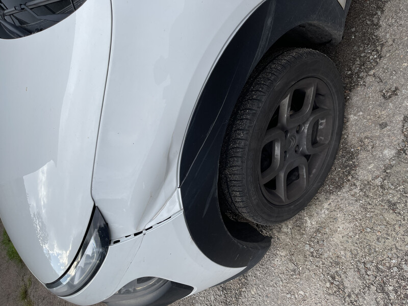 Расширитель крыла Citroen C4 Cactus  2014 универсал 1.6 Дизель 