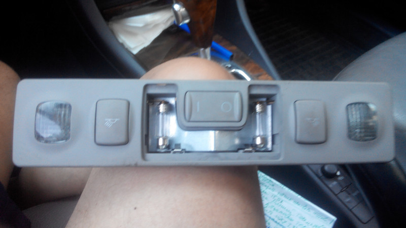 Плафон освітлення салону Audi A6 allroad quattro  2002 універсал 2.5 Дизель Яготин