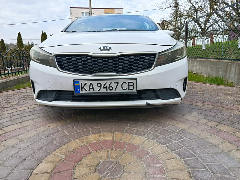 Бампер передний Kia Forte 2017 г.