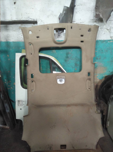 Потолок под люк Chevrolet Captiva  2007 2.4 Бензин Луцк