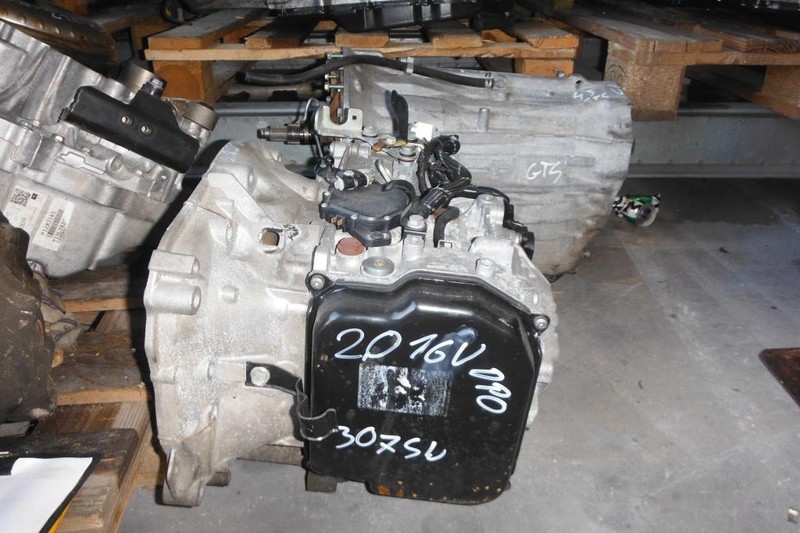 АКПП у зборі Peugeot 307  2004 2.0 Бензин 