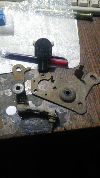 Датчик уровня пола Toyota Avensis  2009 2.0 Бензин Одесса