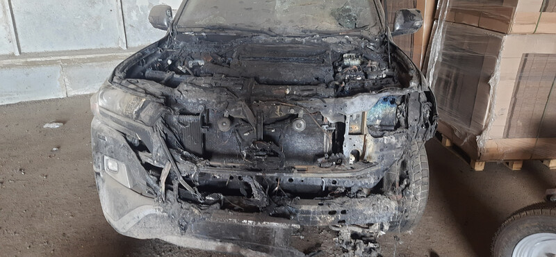 Передняя часть авто без двигателя Toyota Land Cruiser 200  2017 4.5 Дизель 