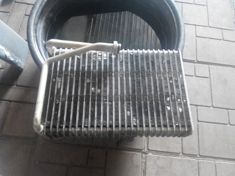 Испаритель кондиционера 4D0 898 037A   Audi A8