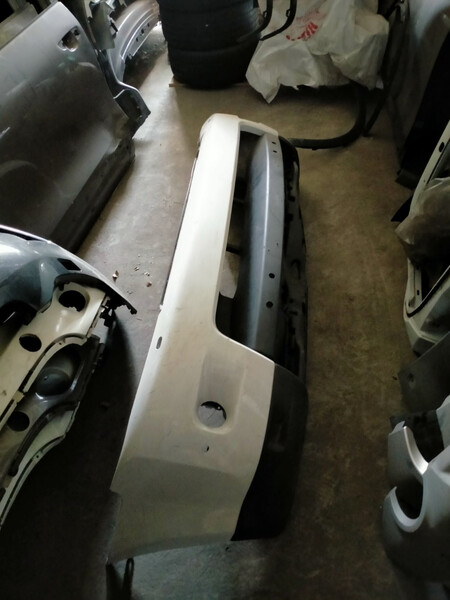 Бампер передній Land Rover Range Rover Sport 2012 р.  5.0 л бензин Ширяєве