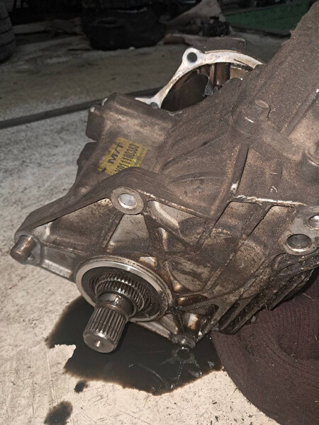 Раздатка на полный привод Hyundai Santa FE  2001 2.4 Бензин Луцк