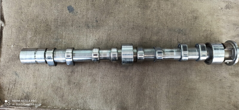 Распредвал выпускной 1.4 tsi 16w Volkswagen Golf Plus  2007 хетчбек 1.4 Бензин 