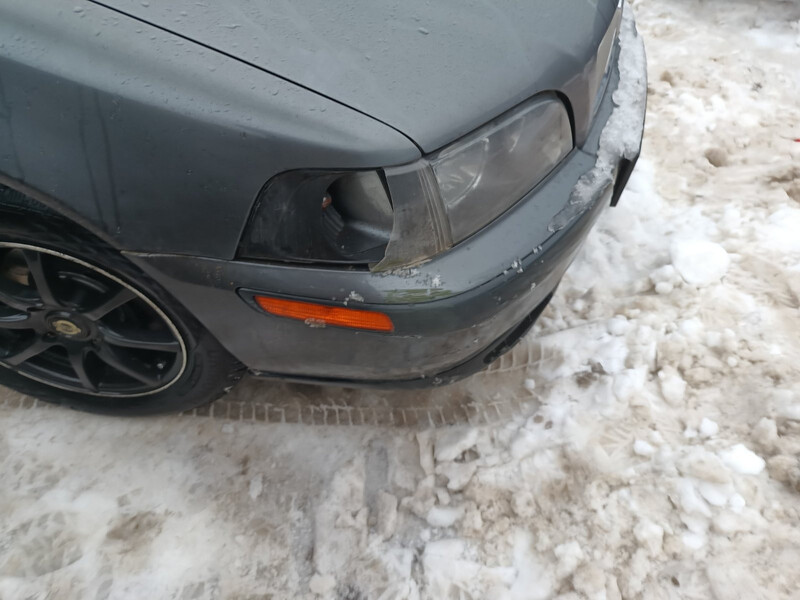Поворотник Volvo V40 универсал 2001 г.  1.9 л дизель