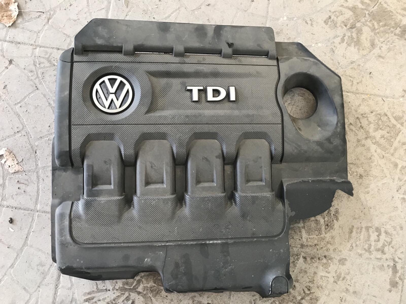 Крышка двигателя Volkswagen Golf 7 универсал 2015 г.  2.0 л дизель Черкассы