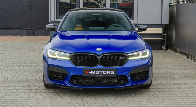 Бампер передний BMW M5  2021 4.4 Бензин 