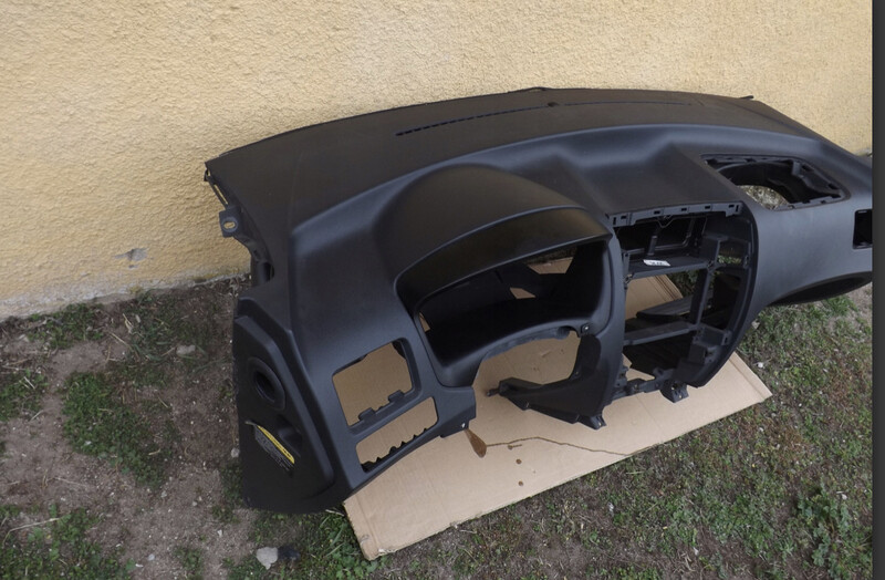Торпеда голая Hyundai Tucson  2008 2.0 Бензин Ахтырка