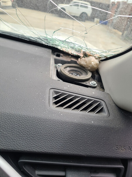 Сетка на динамик торпеды правая Toyota RAV4  2020 2.0 Гибрид 