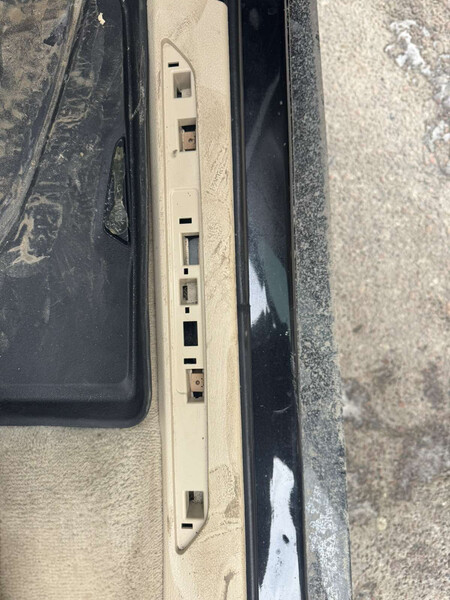 Накладка на поріг пластикова права передня дверка BMW X5  2014 3.0 Дизель 