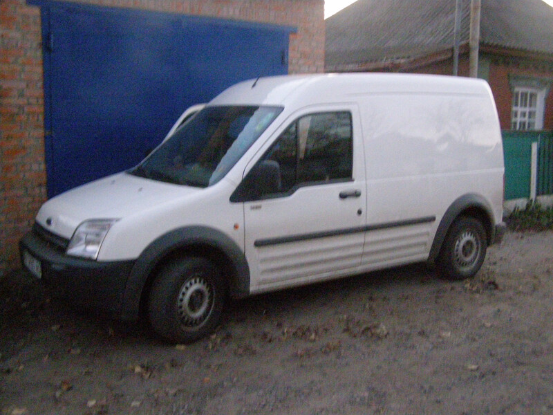 Стекло лобовое Ford Transit Connect  2004 1.8 Дизель Лубны