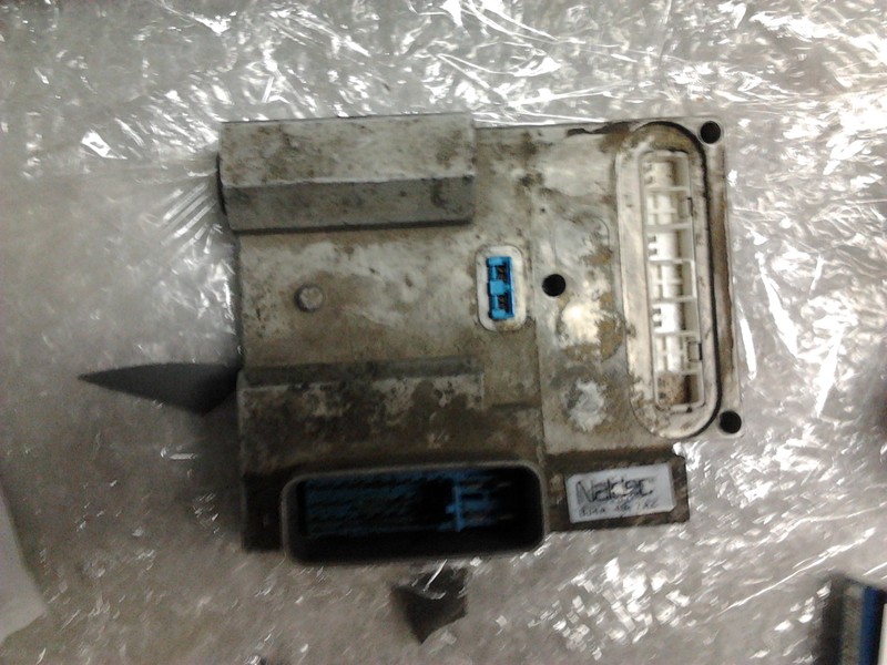 Блок управління ABS BJ4A 43 7AZ   Mazda 323