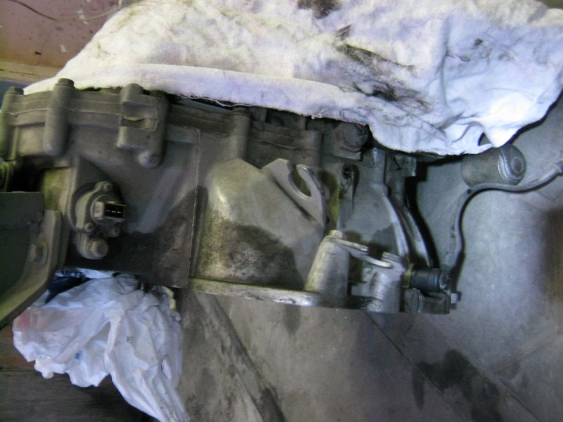 Половина корпуса КПП, колокол Geely MK  2013 1.5 Бензин Днепропетровск