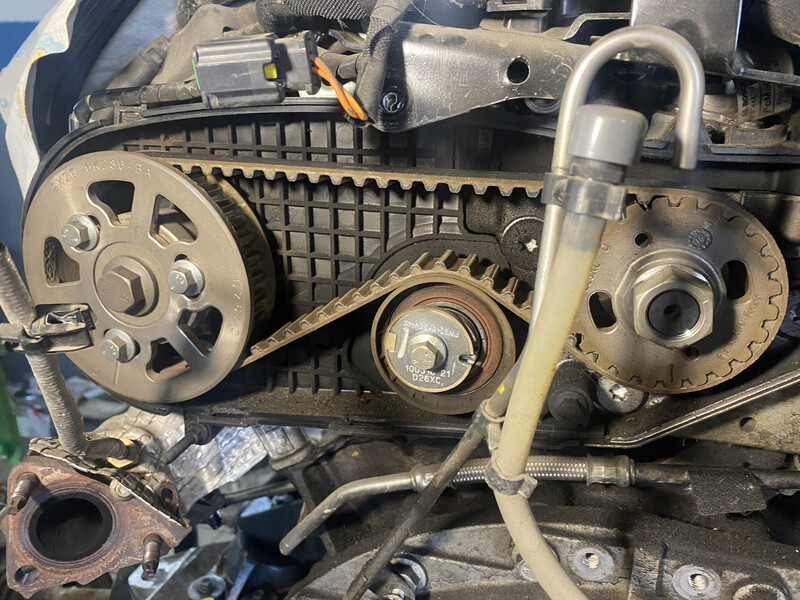 Ремень привода топливного насоса Land Rover Range Rover универсал 2016 г.  3.0 л дизель Винница