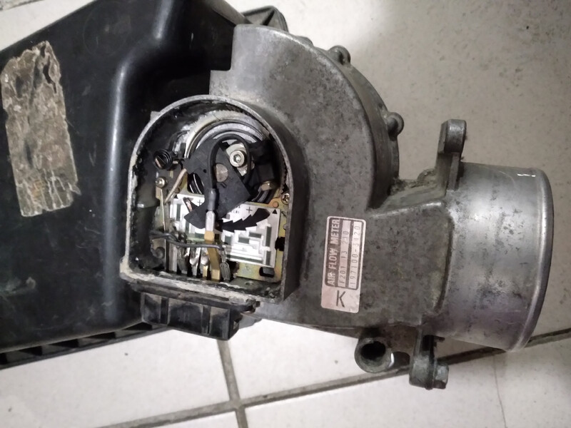 Датчик воздуха Mazda 626  1987 хэтчбек 2.2 Бензин Новоград-Волынский