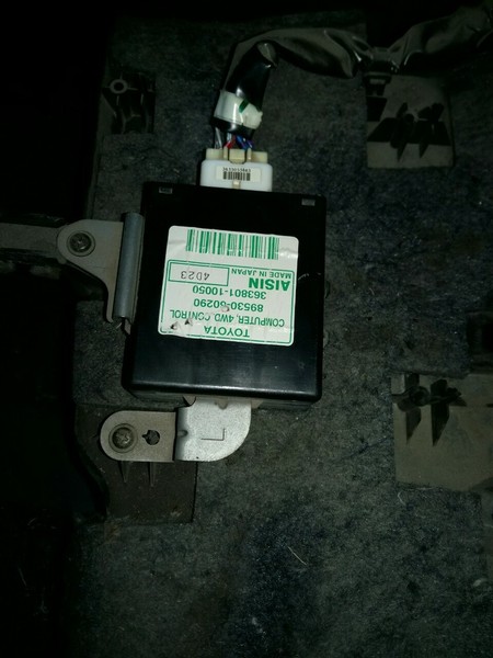 Блок управления полным приводом Toyota Land Cruiser Prado 120 2004 г.  4.0 л бензин Новомосковск