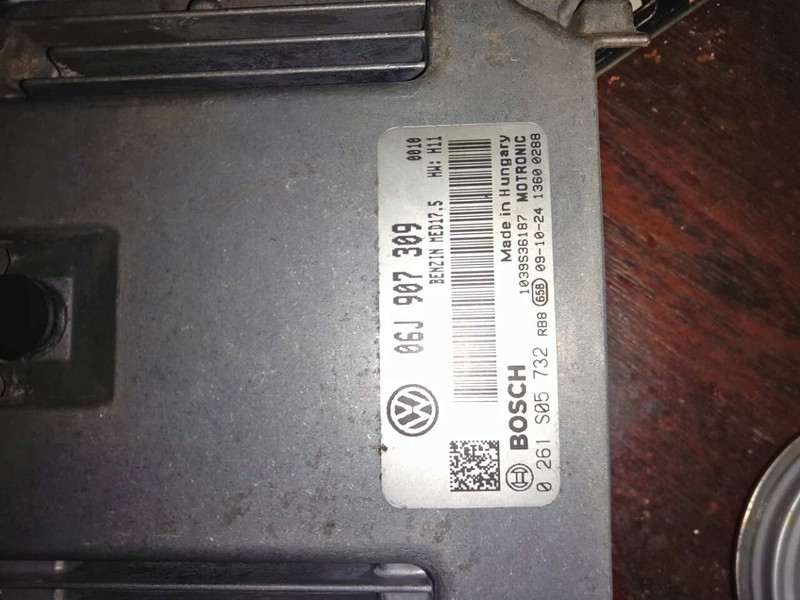 Электронный блок управления двигателем 06J907309   Volkswagen Passat, Volkswagen Passat CC