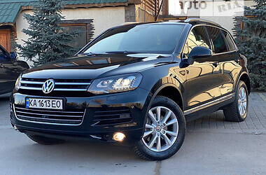 Левое переднее крыло Volkswagen Touareg  2014 3.0 Дизель Бердичев