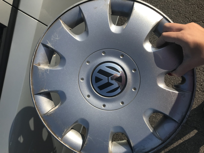 Ковпаки на диски Volkswagen Golf Plus  2009  Бензин 