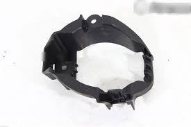 Крепление противотуманки левой и правой, накладка ручки наружной перед лев двери Toyota Auris  2011 хетчбек 1.6 Бензин 