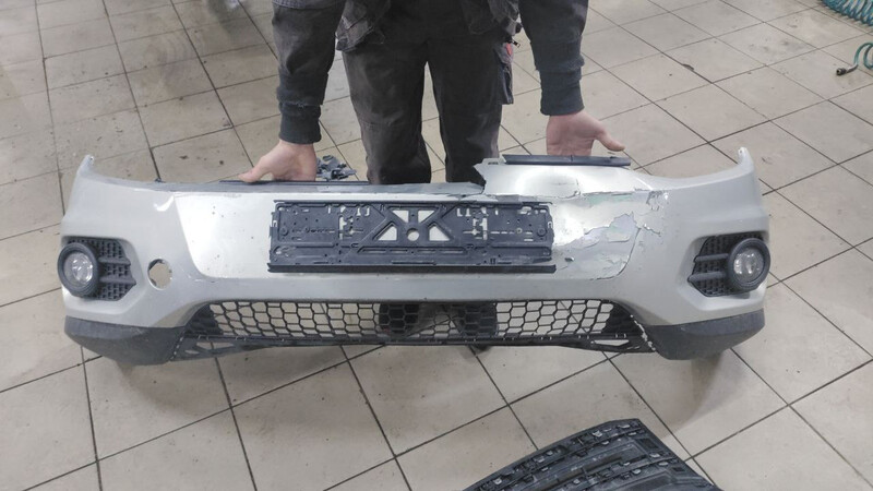 Бампер передній голий Volkswagen Tiguan  2012 2.0 Бензин Черновцы