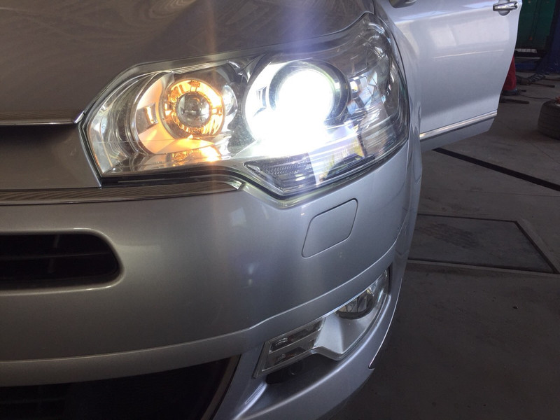Фара передняя Citroen C5 2010 г.  2.2 л дизель Львов
