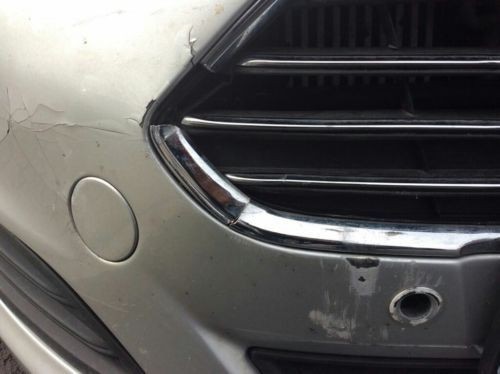 Решетка на бампер Ford Fiesta MK7  2014 1.0 Бензин Хмельницкий