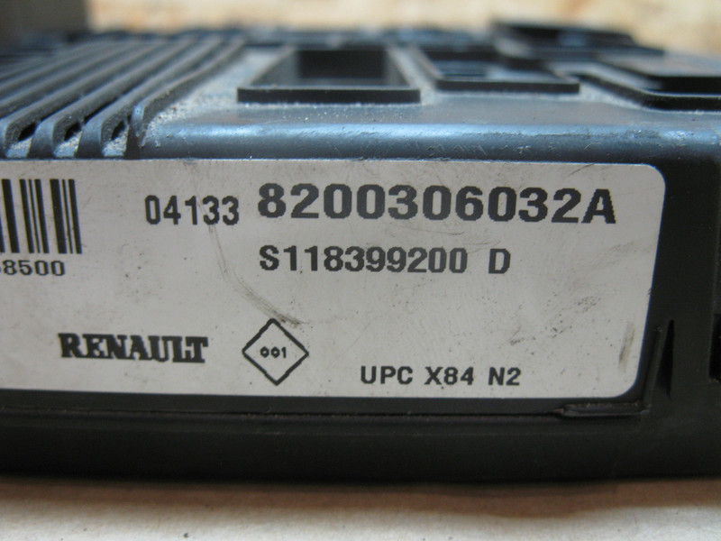 Блок предохранителей Renault Megane 2 универсал 2007 г.  1.5 л дизель Львов