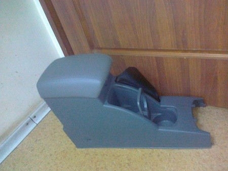 Підлокітник 96852774   Chevrolet Lacetti