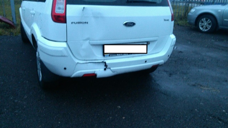 Бампер задний Ford Fusion хэтчбек 2002 г.  1.4 л бензин Чернигов