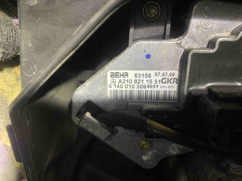 Резистор пічки A2108211551   Mercedes E-Class