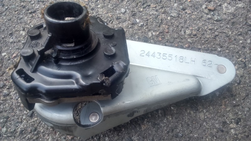 Узел подлокотника Opel Zafira или Астра, или Вектра универсал 2003 г.  1.8 л бензин Киев