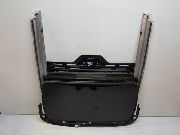 Люк даху Kia Niro 2017 г.  Ровно