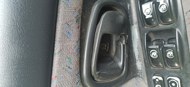 Ручка двери Hyundai Sonata  1998 2.0 Бензин Киев