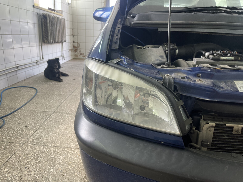 Фара передняя Opel Zafira A универсал 2003 г.  2.0 л дизель Полтава