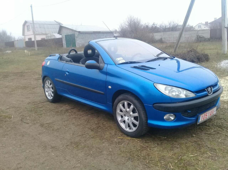 Капот Peugeot 206  2001 1.6 Бензин Киев