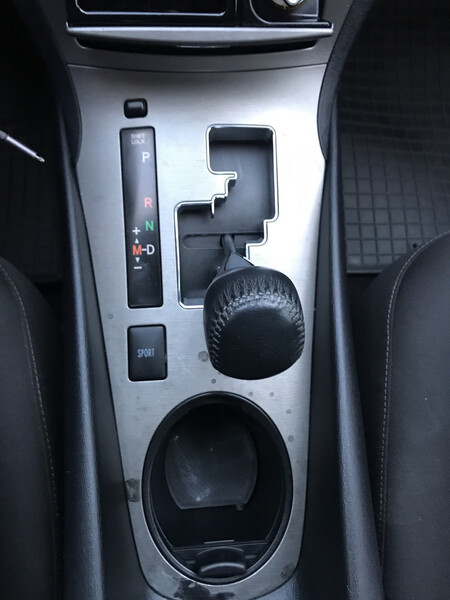 Пластик салона Toyota Avensis  2011 1.8 Бензин Киев