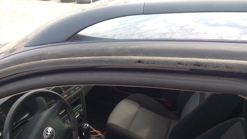 Уплотнители дверей Volkswagen Golf 4 2001 г.  1.4 л бензин Черкассы