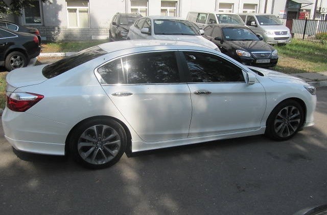 Стекло задней правой двери Honda Accord USA  2013 2.4 Бензин Краматорск